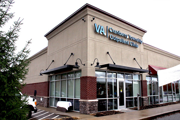Exterior photo of the Cranberry outpatient clinic.